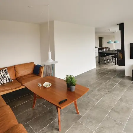 Four-bedroom Holiday In Ebeltoft
